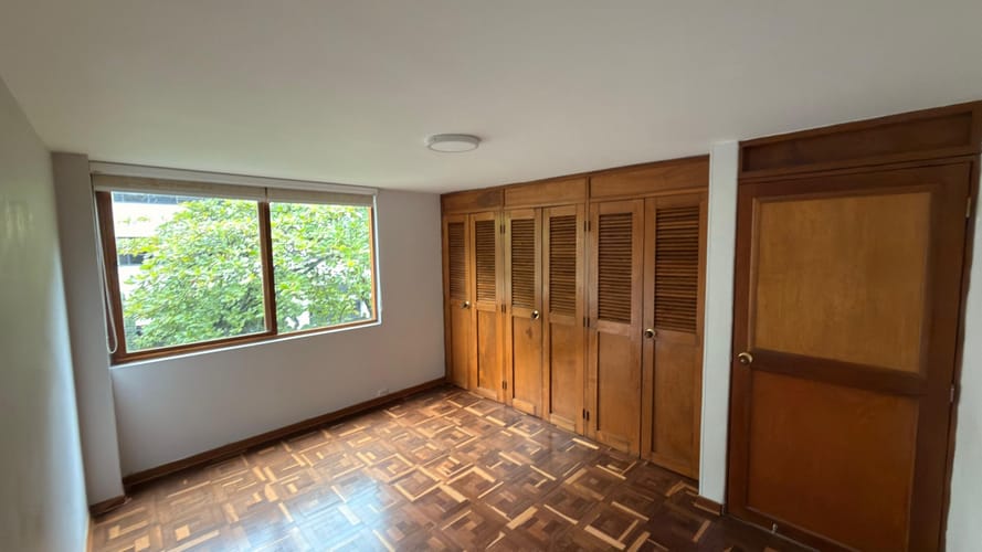 Apartamento de 3 alcobas en venta en El Poblado, Medellín, 130 m² · foto 9 de 17