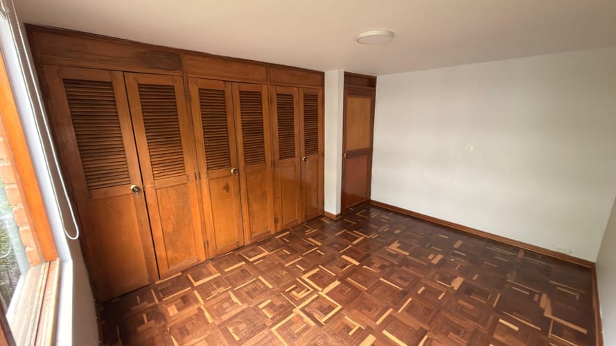 Apartamento de 3 alcobas en venta en El Poblado, Medellín, 130 m² · foto 13 de 17