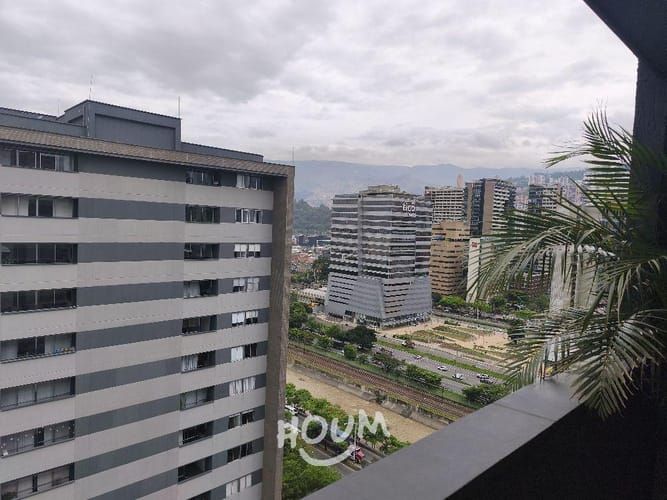 Apartamento de 2 alcobas en arriendo en El Poblado, Medellín, 64 m² · foto 2 de 24