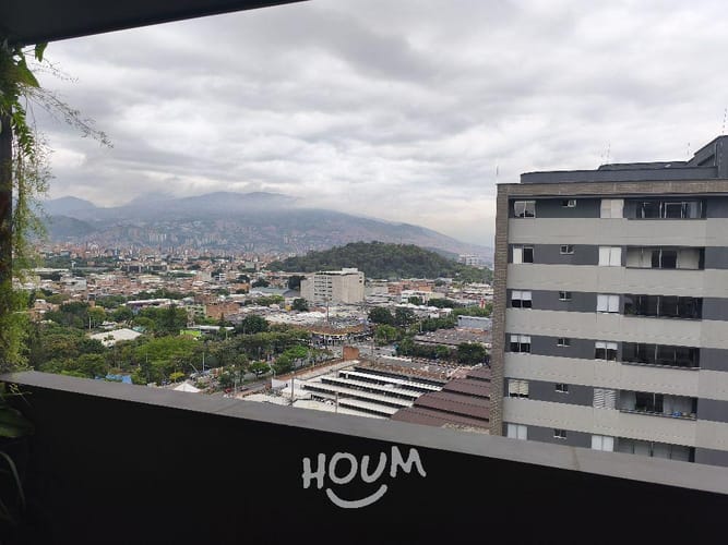 Apartamento de 2 alcobas en arriendo en El Poblado, Medellín, 64 m² · foto 4 de 24