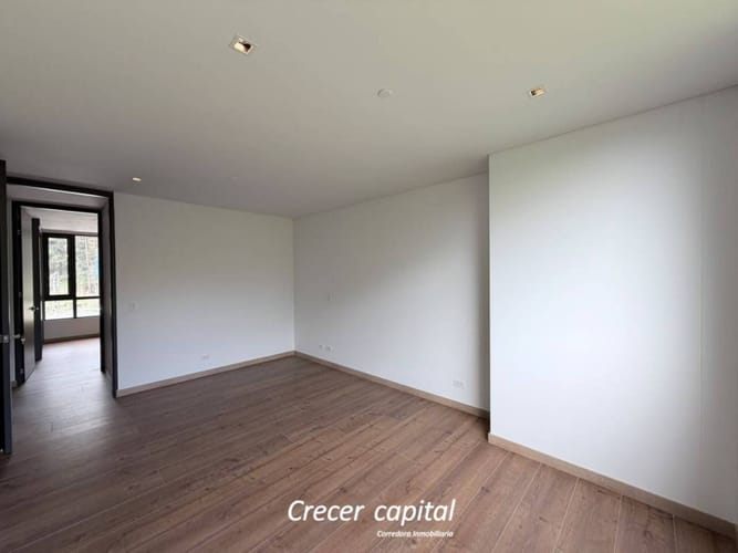 Apartamento de 2 alcobas en arriendo en El Poblado, Medellín, 110 m² · foto 9 de 18