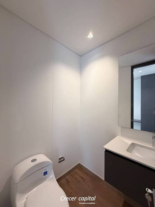 Apartamento de 2 alcobas en arriendo en El Poblado, Medellín, 110 m² · foto 11 de 18
