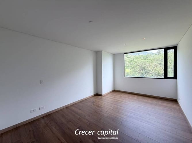 Apartamento de 2 alcobas en arriendo en El Poblado, Medellín, 110 m² · foto 15 de 18