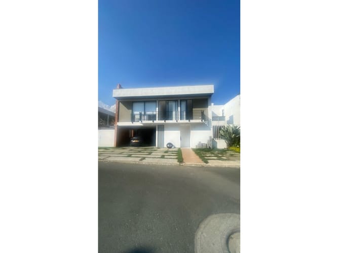 Casa de 4 alcobas en venta en Ciudad Jardin, Cali, 460 m² · foto 18 de 24