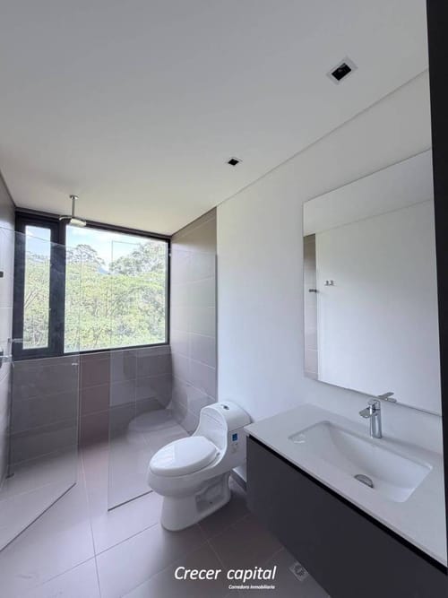 Apartamento de 2 alcobas en arriendo en El Poblado, Medellín, 110 m² · foto 18 de 18