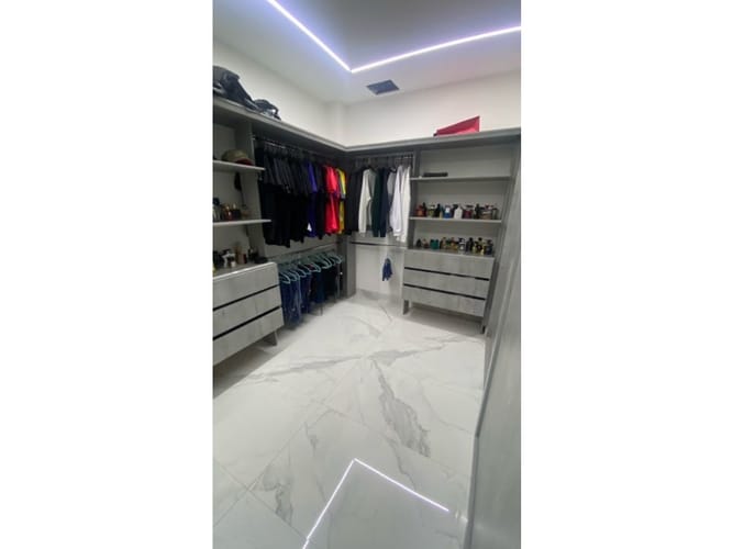 Casa de 4 alcobas en venta en Ciudad Jardin, Cali, 460 m² · foto 22 de 24