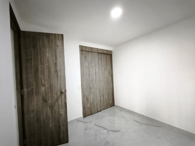 Apartamento de 2 alcobas en venta en Loma Del Indio, Medellín, 58 m² · foto 7 de 15