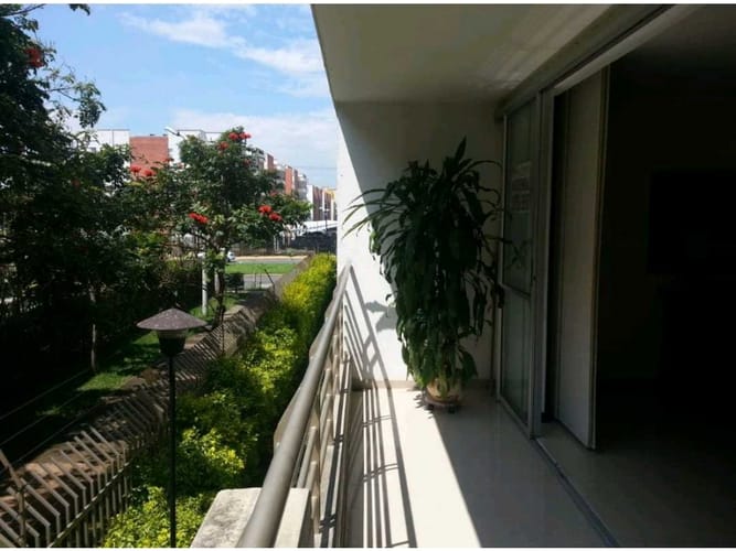 Apartamento de 3 alcobas en venta en Cañaverales, Cali, 100 m² · foto 4 de 16