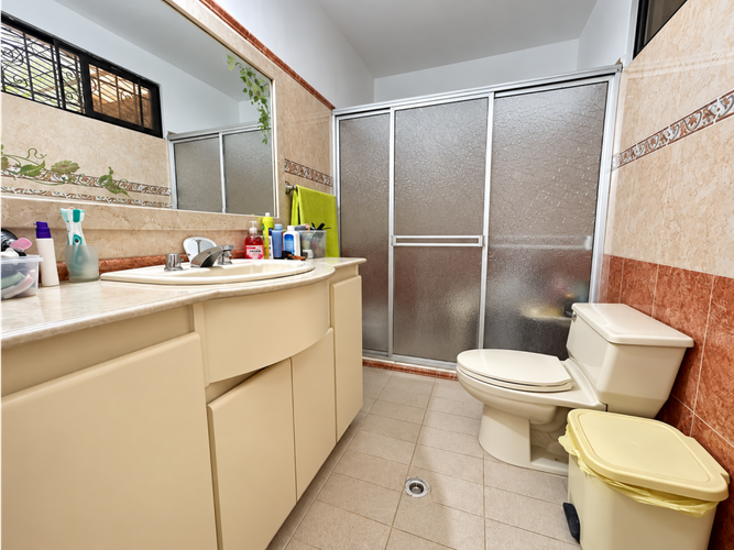 Casa de 4 alcobas en venta en El Gran Limonar Cataya, Cali, 250 m² · foto 9 de 9