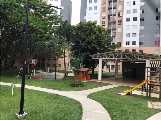 Apartamento de 3 alcobas en venta en Alto Aguacatal, Cali, 60 m² · foto 1 de 14