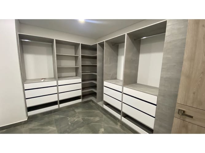 Casa de 5 alcobas en venta en Las Mercedes, Jamundí, 412 m² · foto 5 de 24