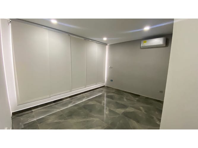 Casa de 5 alcobas en venta en Las Mercedes, Jamundí, 412 m² · foto 13 de 24