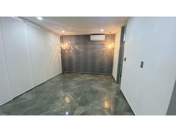 Casa de 5 alcobas en venta en Las Mercedes, Jamundí, 412 m² · foto 23 de 24