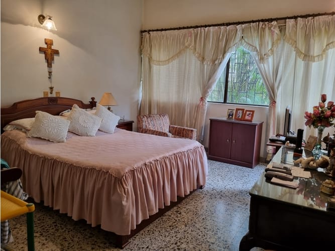 Casa de 4 alcobas en venta en Ciudad Jardin, Cali, 385 m² · foto 23 de 24