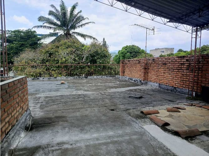Casa de 5 alcobas en venta en Tequendama, Cali, 428 m² · foto 14 de 15