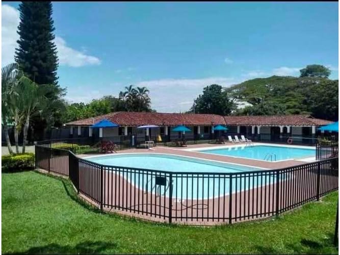 Casa de 4 alcobas en venta en Juan De Ampudia, Jamundí, 260 m² · foto 11 de 12