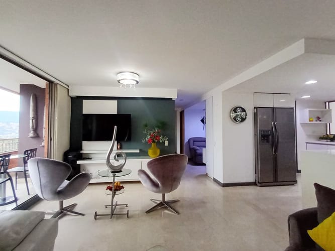Apartamento de 3 alcobas en venta en Laureles, Medellín, 118 m² · foto 7 de 20
