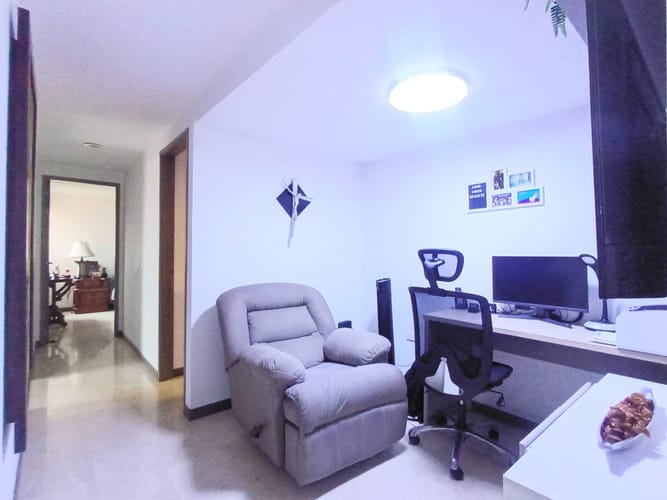 Apartamento de 3 alcobas en venta en Laureles, Medellín, 118 m² · foto 12 de 20