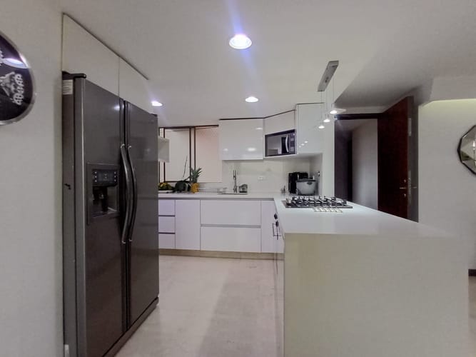 Apartamento de 3 alcobas en venta en Laureles, Medellín, 118 m² · foto 8 de 20