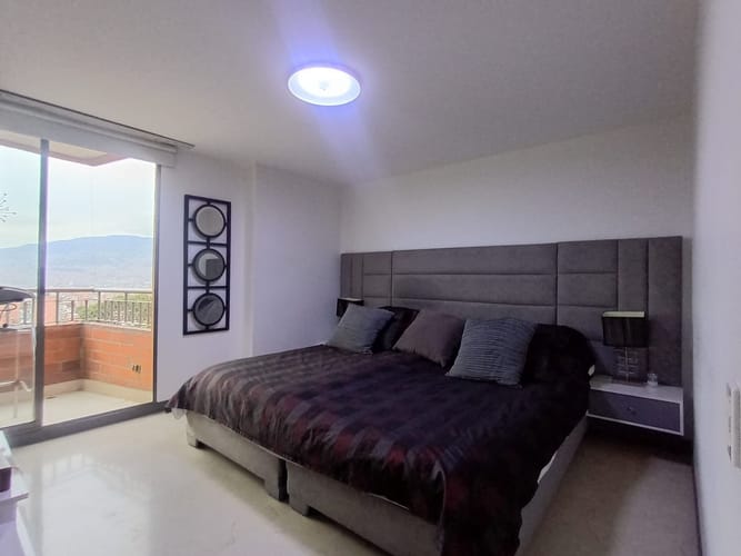 Apartamento de 3 alcobas en venta en Laureles, Medellín, 118 m² · foto 15 de 20