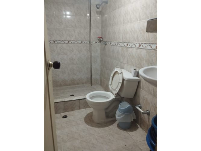 Casa de 6 alcobas en venta en Ciudadela Floralia, Cali, 165 m² · foto 7 de 8