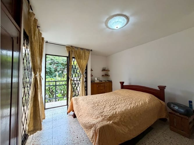 Casa de 7 alcobas en venta en La Pradera, Jamundí, 221 m² · foto 9 de 12