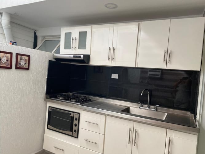 Edificio en venta en Primero De Mayo, Cali, 240 m² · foto 15 de 22