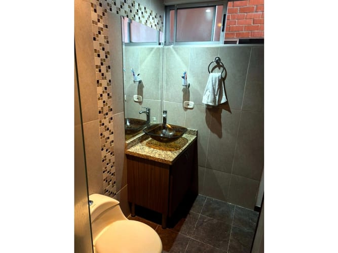 Apartamento de 3 alcobas en venta en Bellavista, Cali, 89 m² · foto 2 de 9