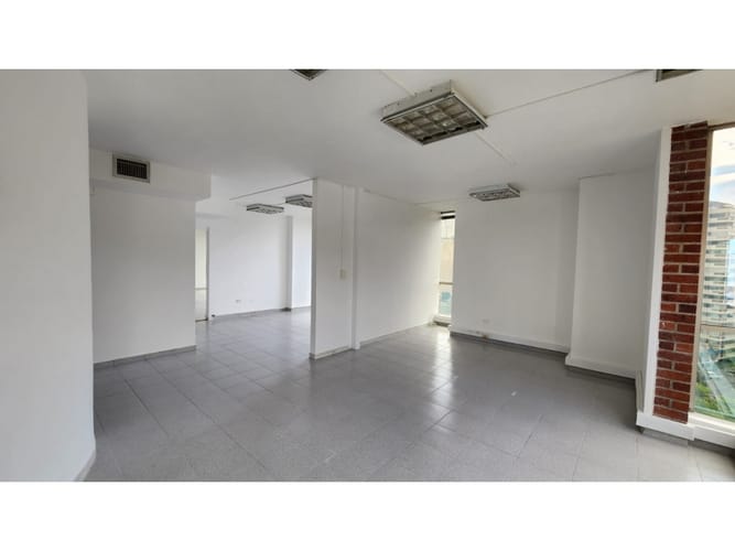 Oficina en venta en Versalles, Cali, 136 m² · foto 5 de 15