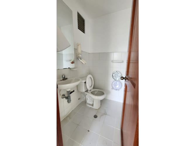 Oficina en venta en Versalles, Cali, 136 m² · foto 7 de 15