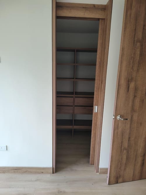 Apartamento de 3 alcobas en venta en Expoferias, Manizales, 98 m² · foto 4 de 19