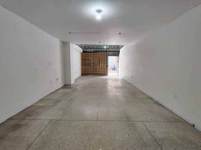 Local en arriendo en Centro, Bucaramanga, 30 m² · foto 2 de 10