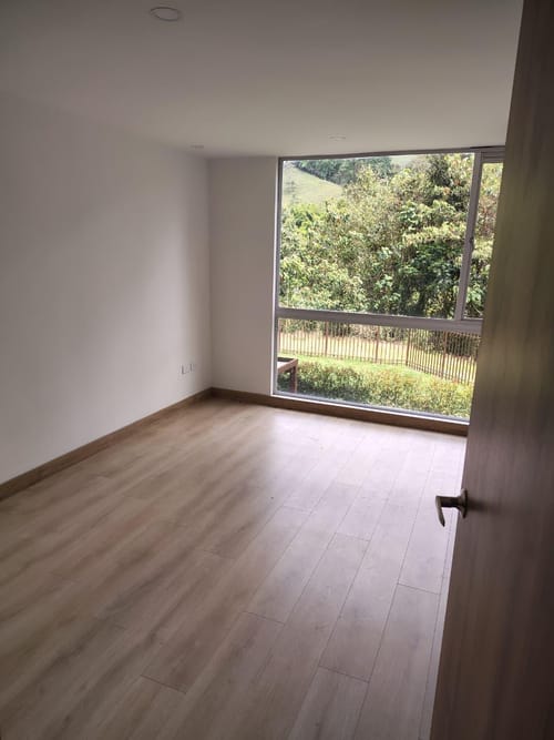 Apartamento de 3 alcobas en venta en Expoferias, Manizales, 98 m² · foto 14 de 19