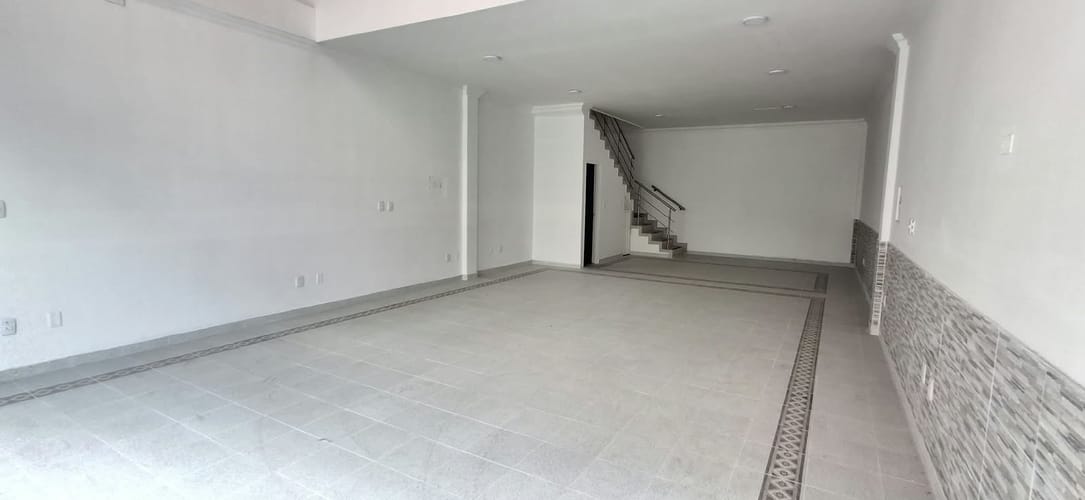 Local en arriendo en Centro, Bucaramanga, 150 m² · foto 2 de 11