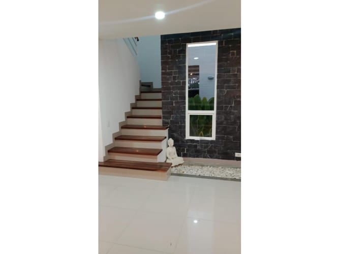 Casa de 4 alcobas en venta en El Castillo, Jamundí, 214 m² · foto 12 de 24