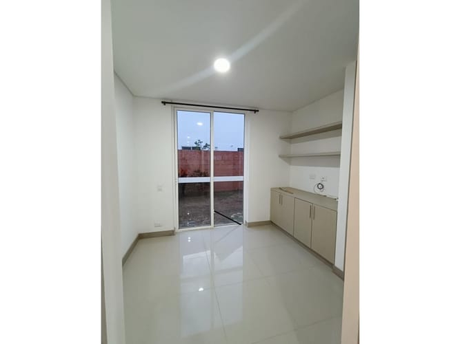 Casa de 4 alcobas en venta en El Castillo, Jamundí, 214 m² · foto 18 de 24