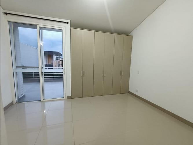 Casa de 4 alcobas en venta en El Castillo, Jamundí, 214 m² · foto 23 de 24