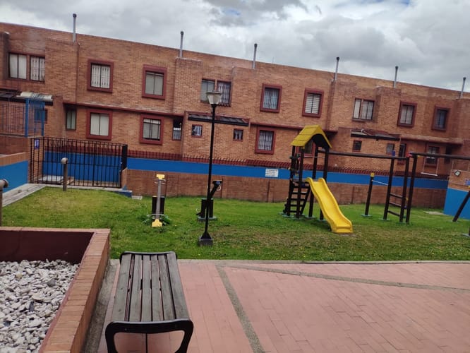 Apartamento de 4 alcobas en venta en Fontibon, Bogotá, 87 m² · foto 12 de 14