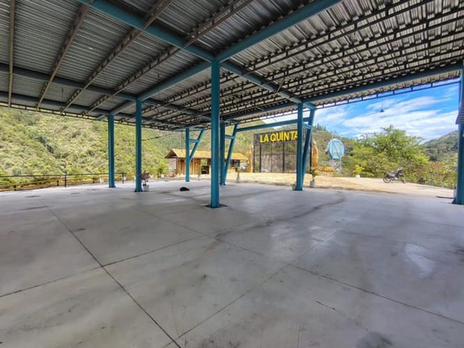 Local en arriendo en Mesa De Los Santos, Piedecuesta, 400 m² · foto 10 de 20