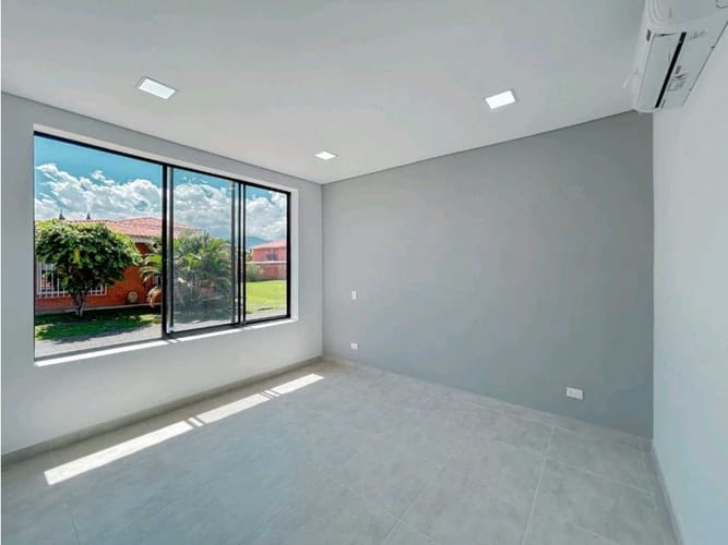 Casa de 3 alcobas en venta en El Castillo, Jamundí, 320 m² · foto 17 de 24