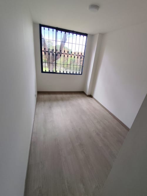 Apartamento de 4 alcobas en venta en Fontibon, Bogotá, 87 m² · foto 8 de 14