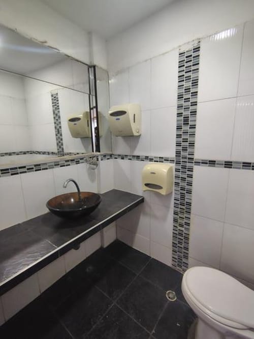 Local en arriendo en Centro, Bucaramanga, 546 m² · foto 18 de 20
