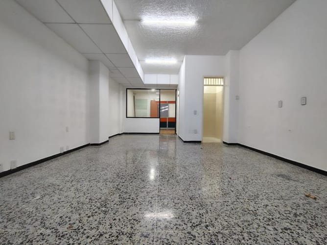 Local en arriendo en Antonia Santos Centro, Bucaramanga, 54 m² · foto 3 de 8
