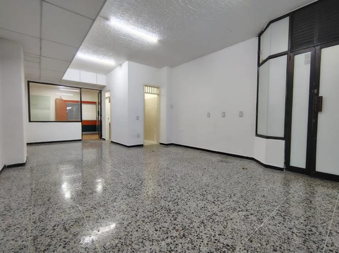 Local en arriendo en Antonia Santos Centro, Bucaramanga, 54 m² · foto 6 de 8