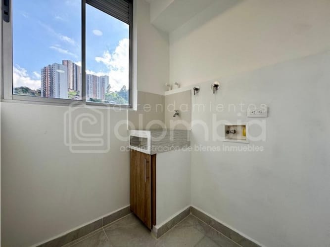 Apartamento de 3 alcobas en arriendo en La Doctora, Sabaneta, 60 m² · foto 6 de 14