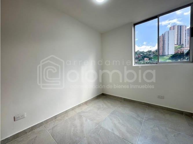 Apartamento de 3 alcobas en arriendo en La Doctora, Sabaneta, 60 m² · foto 10 de 14