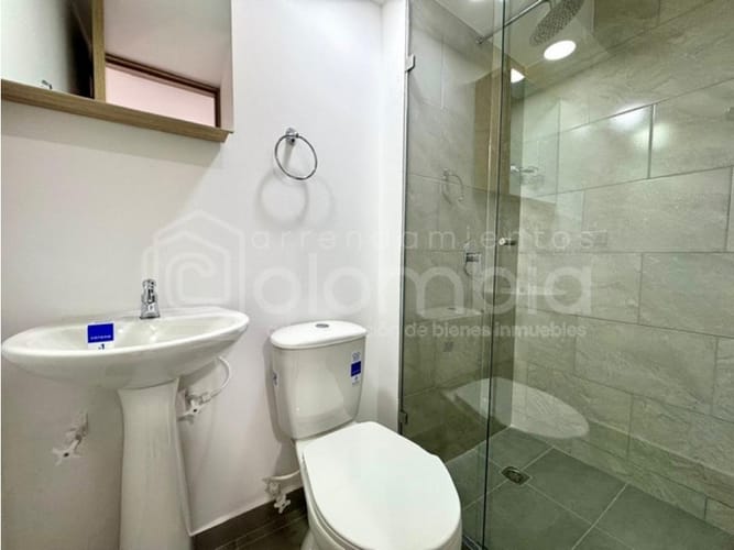 Apartamento de 3 alcobas en arriendo en La Doctora, Sabaneta, 60 m² · foto 13 de 14