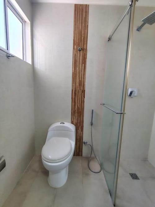 Casa de 4 alcobas en arriendo en Ruitoque, Piedecuesta, 278 m² · foto 12 de 23
