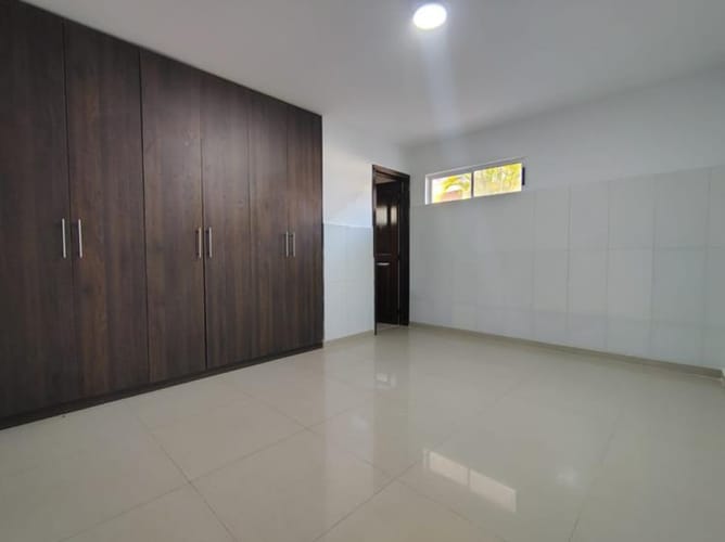 Casa de 4 alcobas en arriendo en Ruitoque, Piedecuesta, 278 m² · foto 16 de 23