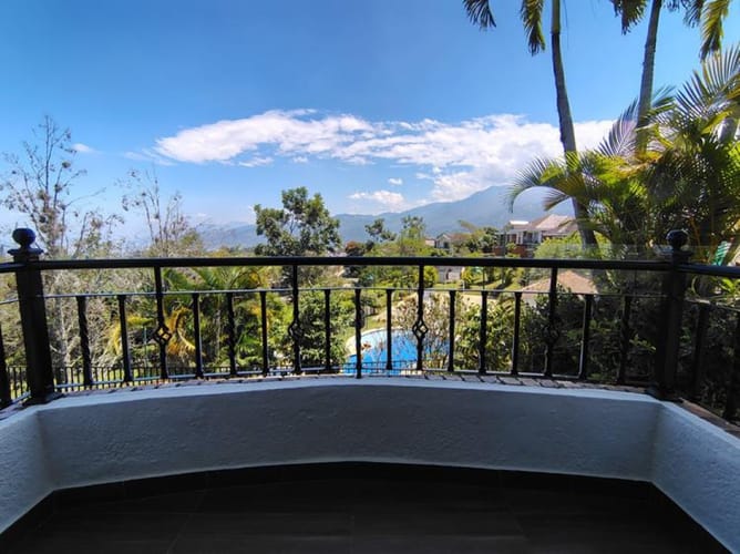 Casa de 4 alcobas en arriendo en Ruitoque, Piedecuesta, 278 m² · foto 18 de 23